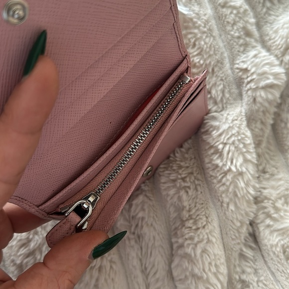 Small Saffiano Wallet in Alabaster - gently used :) - Picture 6 of 7